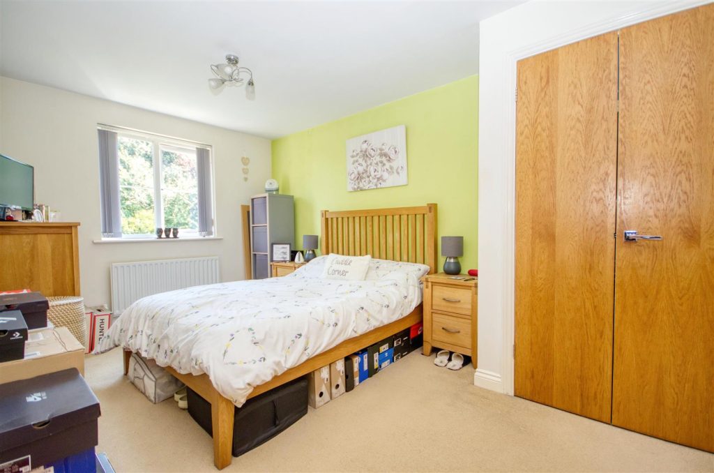 Telegraph Road, West End, Southampton photo 5