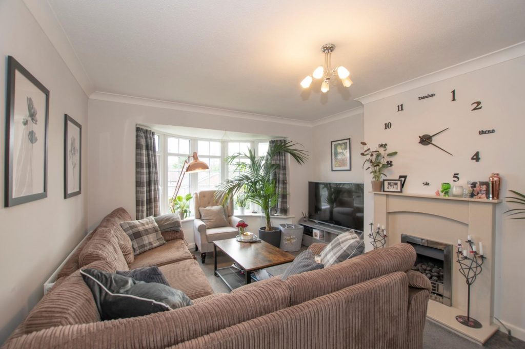Hiltingbury Road, Chandler’s Ford, Eastleigh photo 2