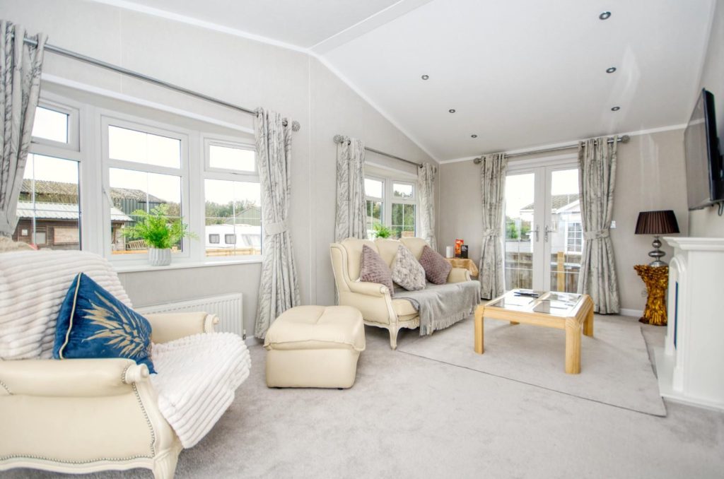 Grange Road, Bursledon, Southampton photo 2