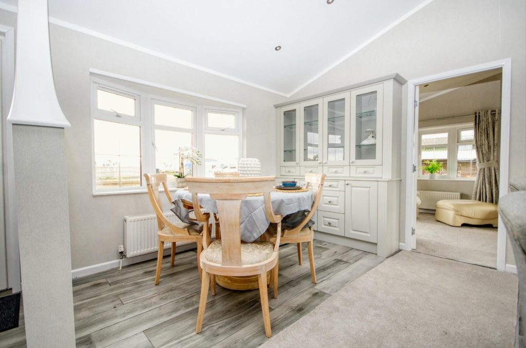 Grange Road, Bursledon, Southampton photo 3