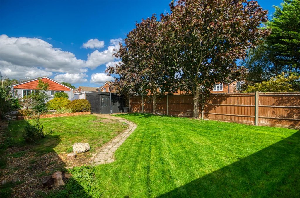Marvin Close, Botley, Southampton photo 2