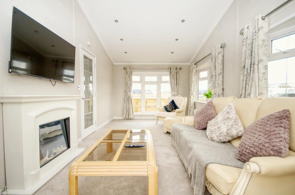 Grange Road, Bursledon, Southampton photo 4