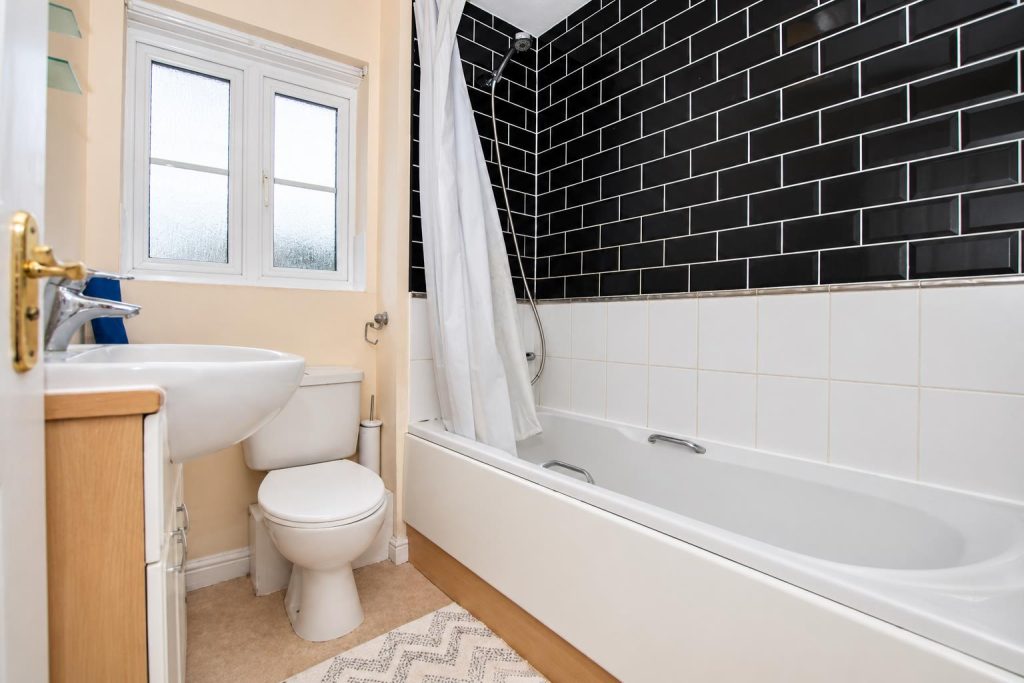 Stranding Street, Eastleigh photo 5