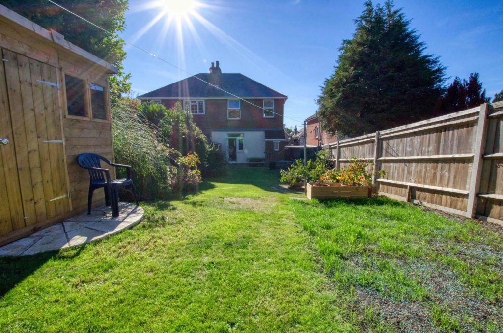 Athelstan Road, Bitterne, Southampton photo 2