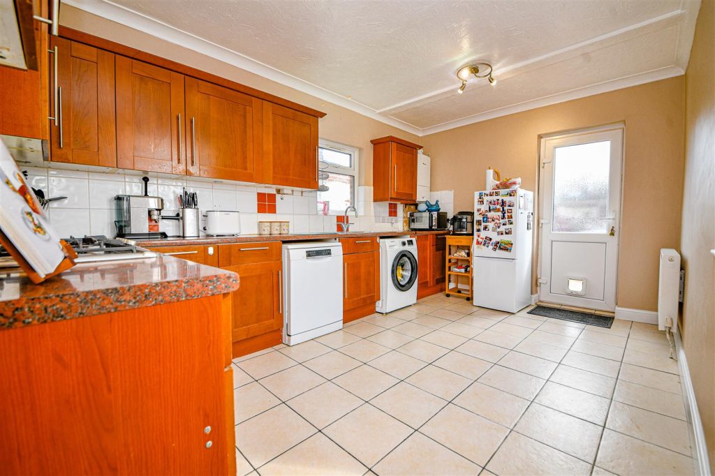 Arnold Road, Eastleigh photo 4